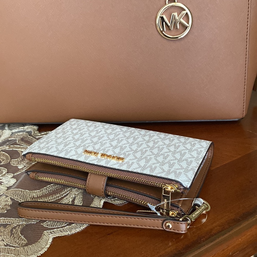 Michael Kors LG brown tote bag & wallet - Picture 4 of 7